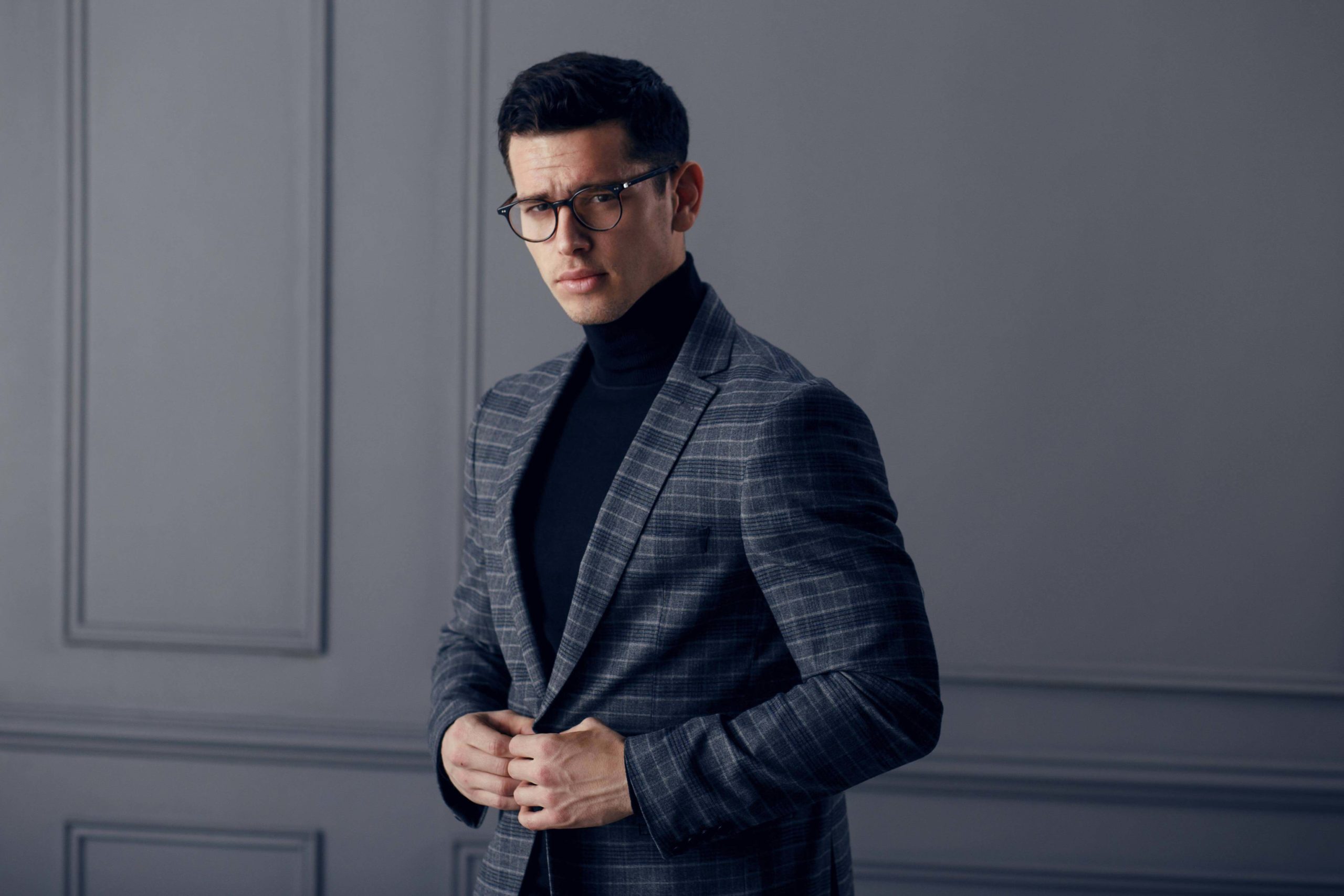 Golf z marynarką – stwórz jesienno-zimową stylizację w stylu business casual